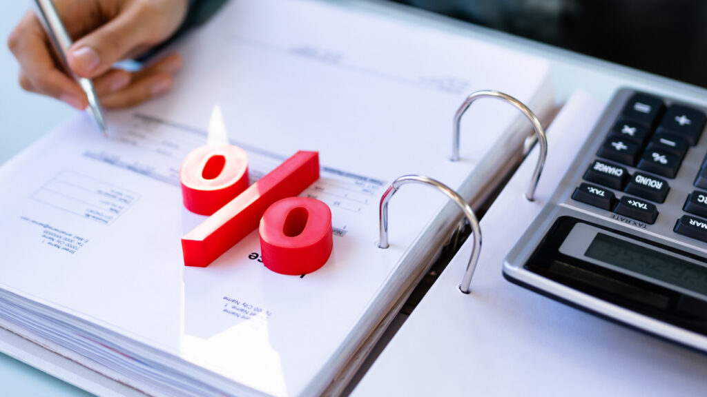 Tính lãi suất ngân hàng 2026