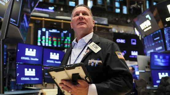 chứng khoán Mỹ tăng 1.300 điểm