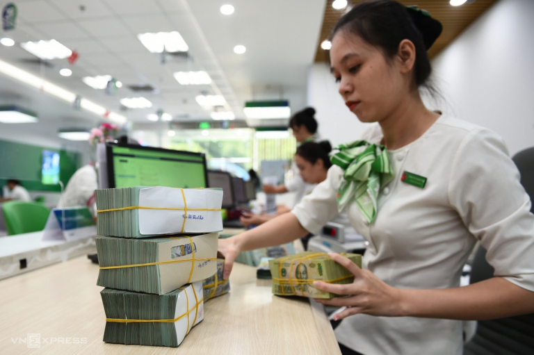 lãi suất tiết kiệm tại Việt Nam