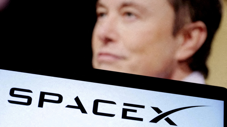 SpaceX IPO 2.000 tỷ USD