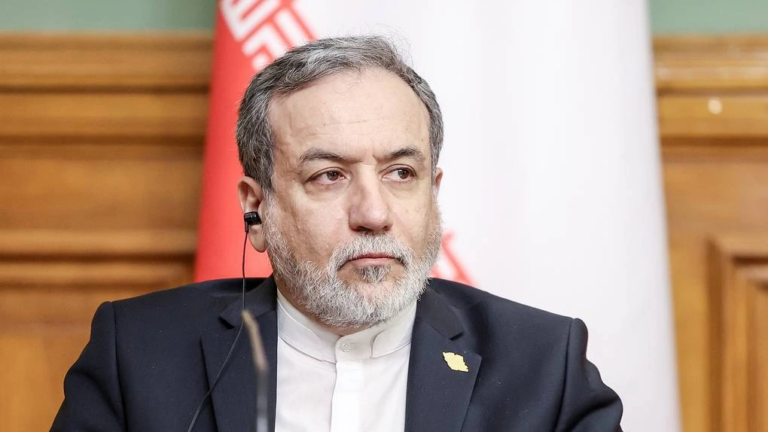 Iran từ chối ngừng bắn